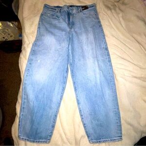 Express High Waisted Balloon Leg Jeans Womens 12 Light Wash Ankle Nonstretch NWT